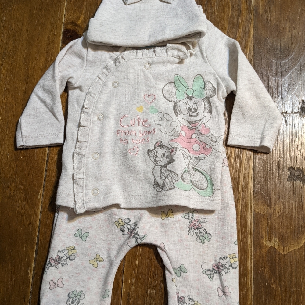 Infant girls 3 piece outfit